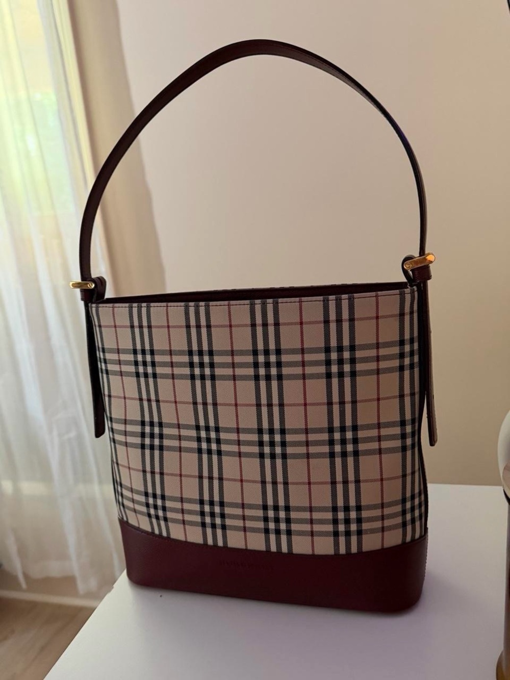 Burberry Beige Check Shoulder Bag with Burgundy Trim - Picture 4 of 4